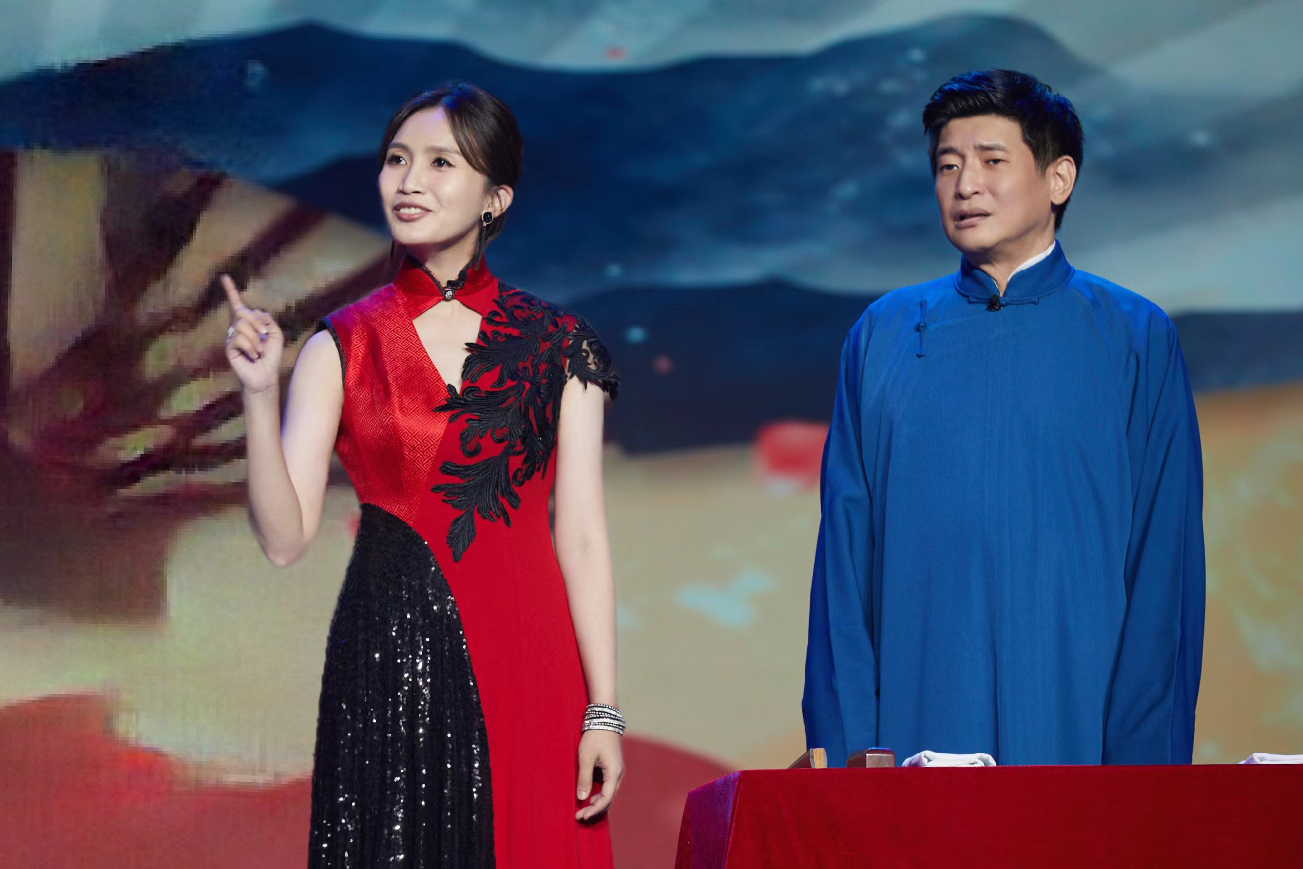 中"施小红"一角爆红,更有《绝代双骄》《新龙门客栈》《包青天》 等