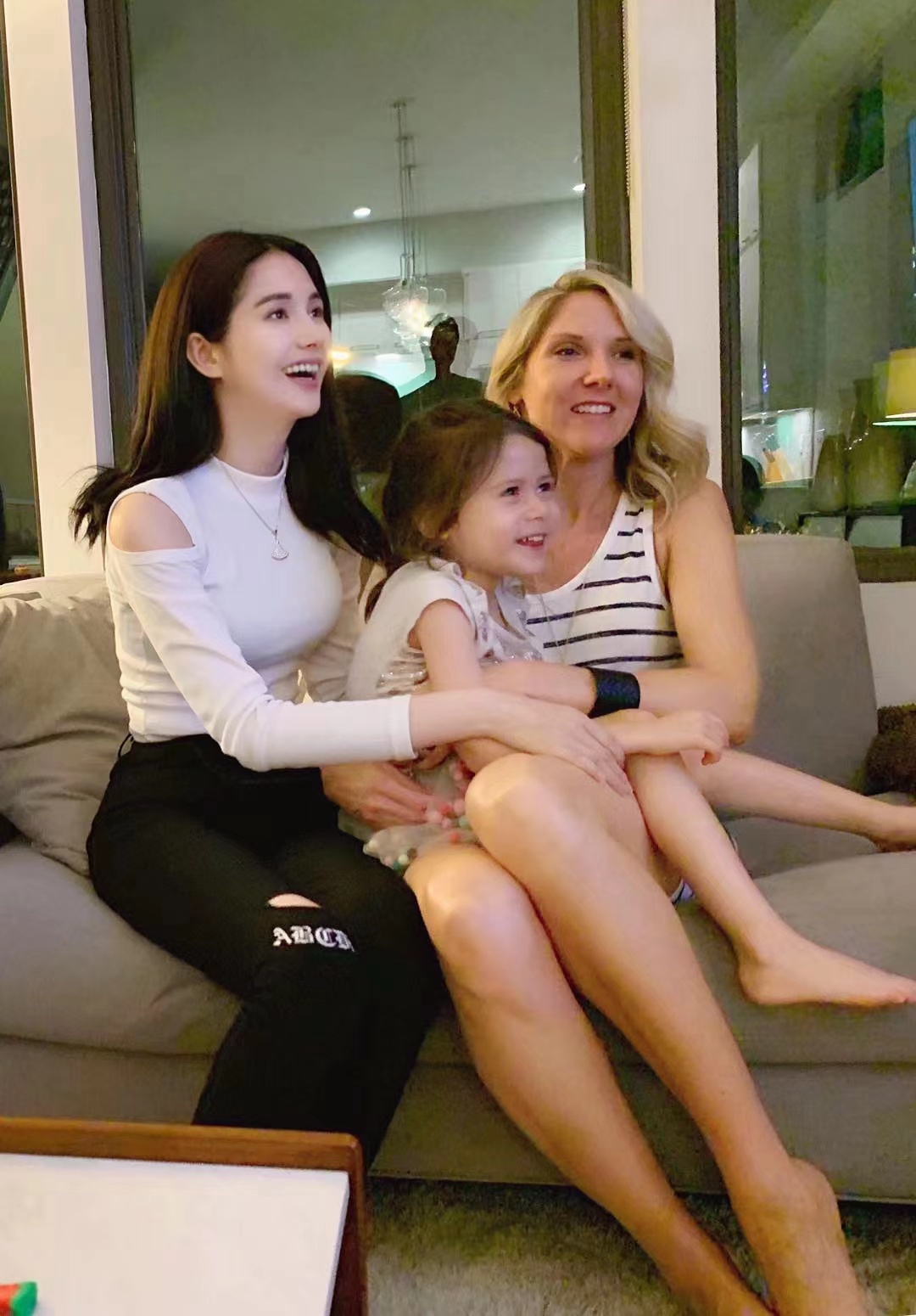 称为娱乐圈里的"隐形富豪",一起并称的,还有孙俪,胡兵,张信哲,潘玮柏