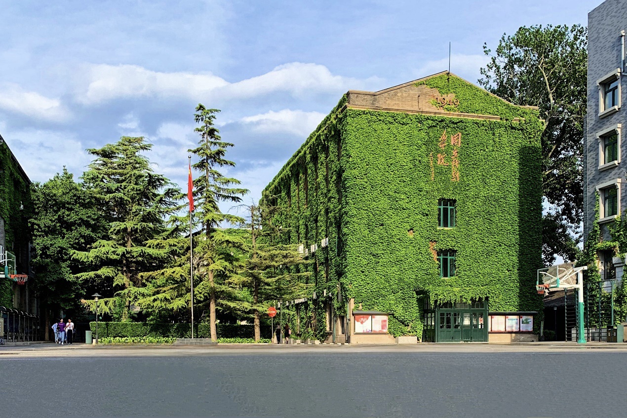 英皇娱乐邀请你来中戏上课啦来中戏英皇演艺学堂体验多元演艺课程