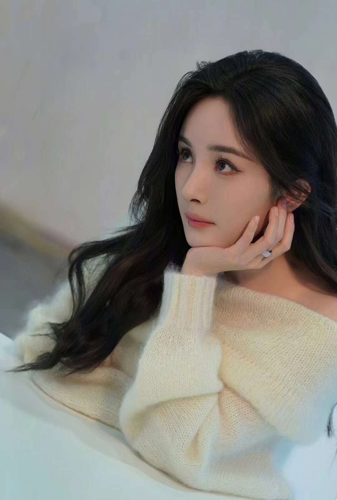 杨幂杀疯了,看来她要火一辈子